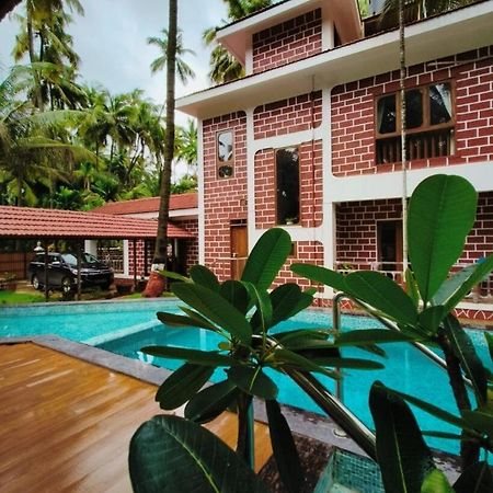 アリバグ The Chira Houseヴィラ エクステリア 写真